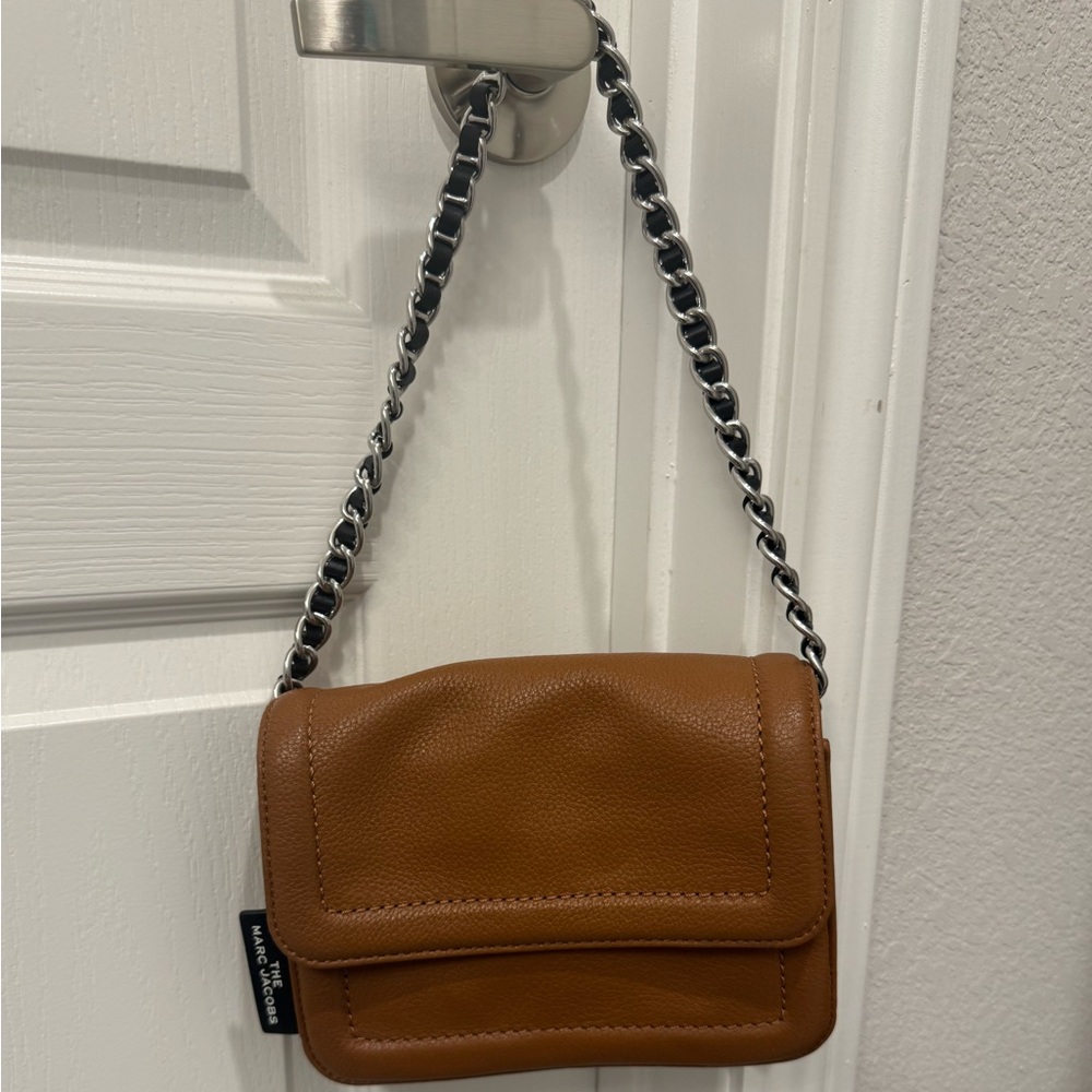 EUC Marc Jacob’s Crossbody Bag